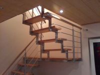 Treppe mit Gel�nder Bild 4