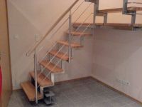 Treppe mit Gel�nder Bild 5
