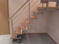Treppe mit Gel�nder Bild 6